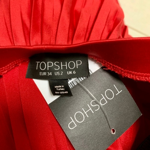 NWT TopShop Red Satin Pleated Midi Skirt Size 2 - Picture 5 of 7